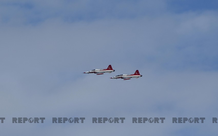 Turkish fighters in sky of Baku 