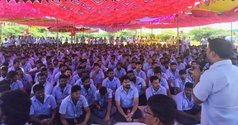 Half of Samsung's India factory workers go on strike