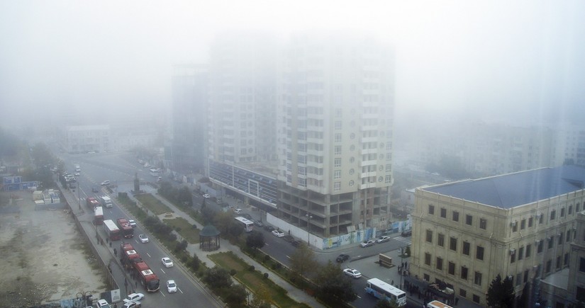 В Баку и на Абшероне наблюдается пылевой туман