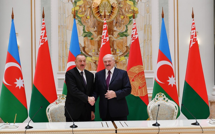 Президенты Азербайджана и Беларуси выступили с совместными заявлениями для печати