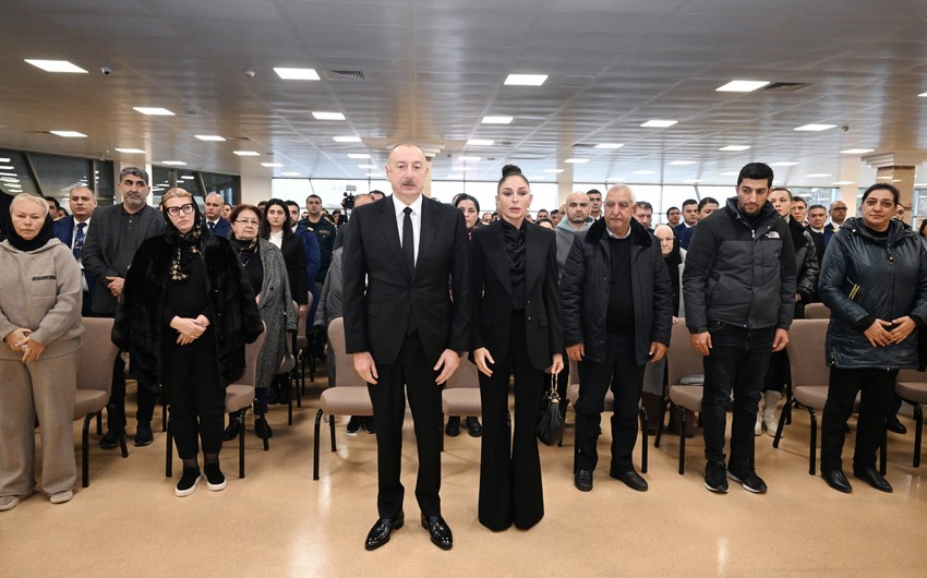 President Ilham Aliyev attends farewell ceremony for crew members who perished in plane crash