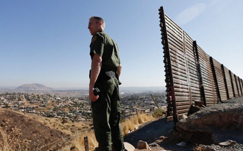 Мексика ответила на предложение Трампа заплатить за стену