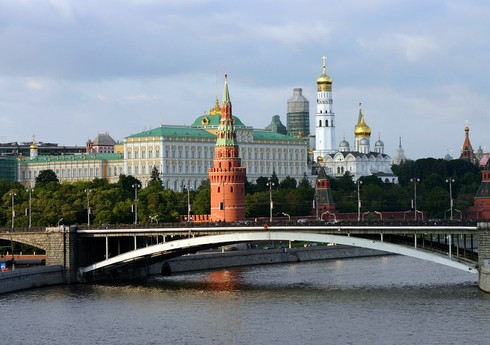 В акватории Москвы-реки произошел разлив нефтепродуктов