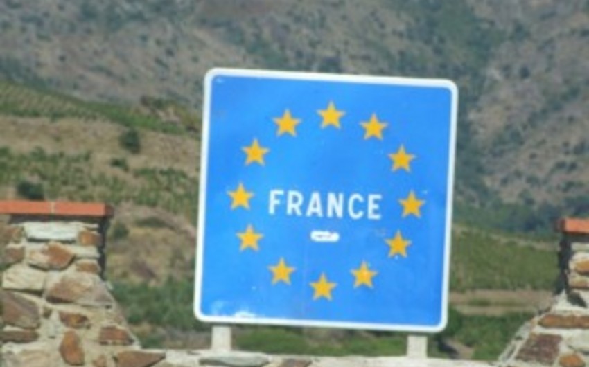 Франция ввела контроль на своих границах