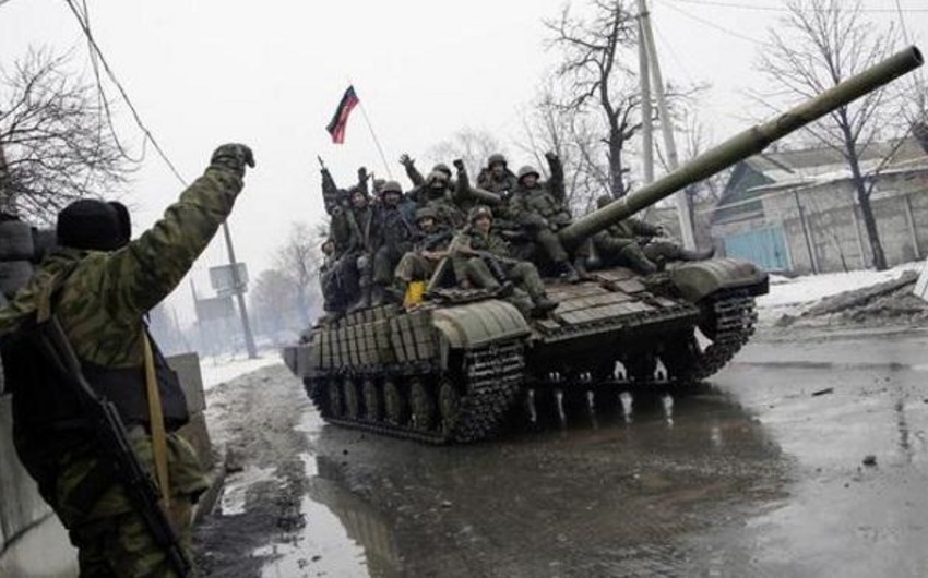 ​Ukraynanın Debaltsevo şəhərinin atəşə tutulması nəticəsində 12 nəfər ölüb