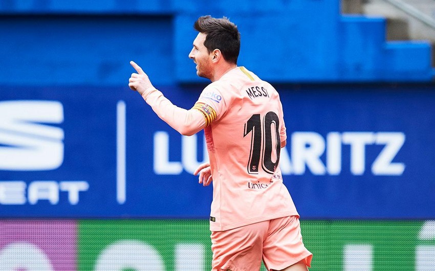 Messi altıncı dəfə Qızıl buts mükafatını qazanmağa yaxındır