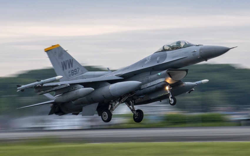 В Пентагоне заявили о намерении предоставить Украине первые F-16 в этом году