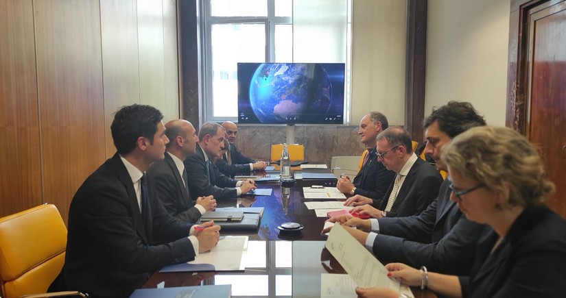 Azerbaijan's foreign minister meets with rector of Polytechnic University of Turin