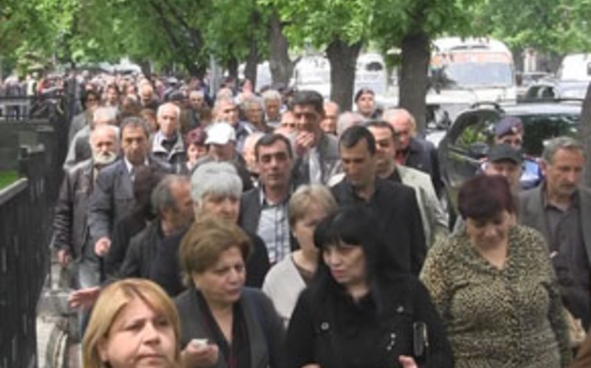 Рабочие в Армении проведут сидячую забастовку