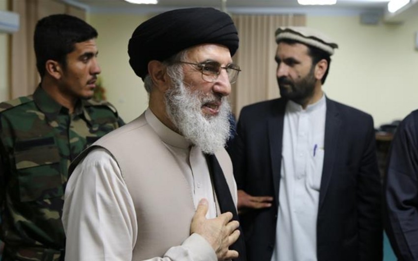 Лидер Исламской партии Афганистана Хекматияр вернулся в страну после 20 лет отсутствия