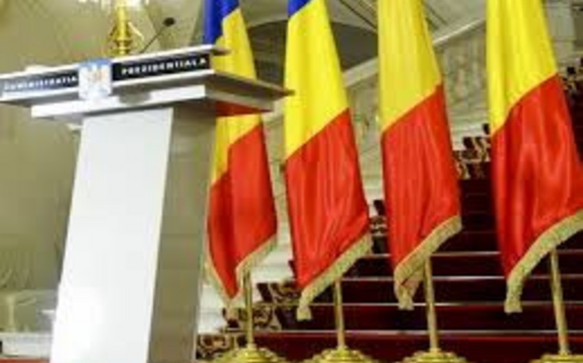 Presidential runoff begins in Romania