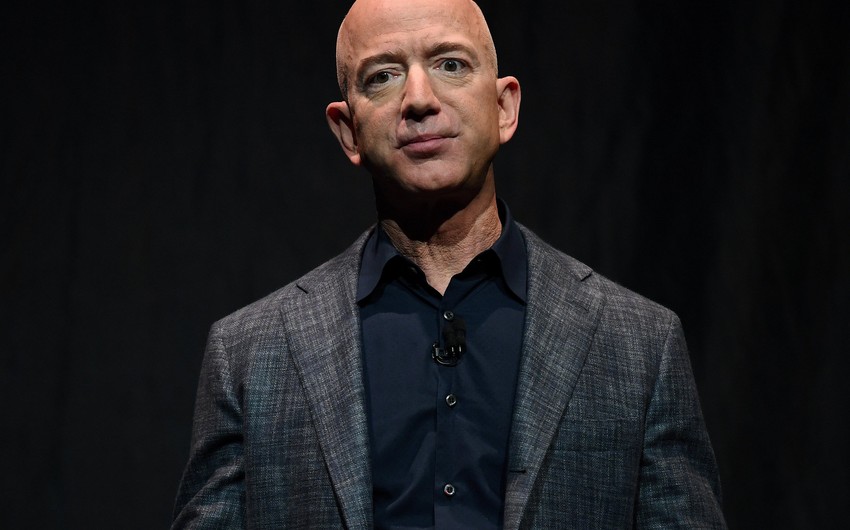 Безос в 2020 году продал акции Amazon более чем на $7 млрд