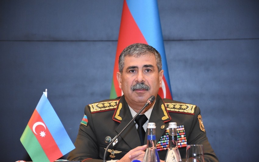Azerbaijan’s defense minister gives instructions to suppress possible provocations 