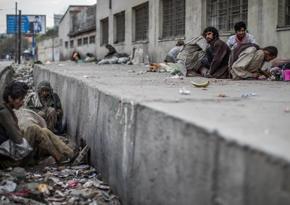 Жители Кабула жалуются на рост цен и дефицит лекарств