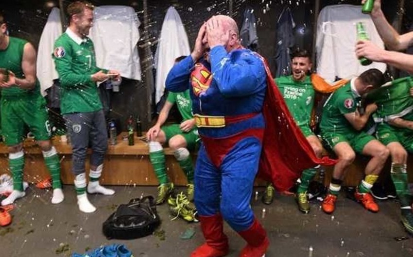 Superman leads Euro 2016 celebrations in Dublin - VIDEO