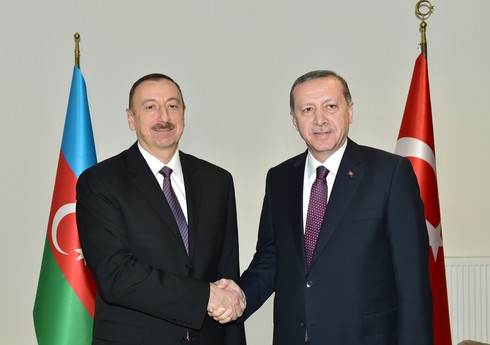 Президенты Азербайджана и Турции обсудили поставки газа в Европу