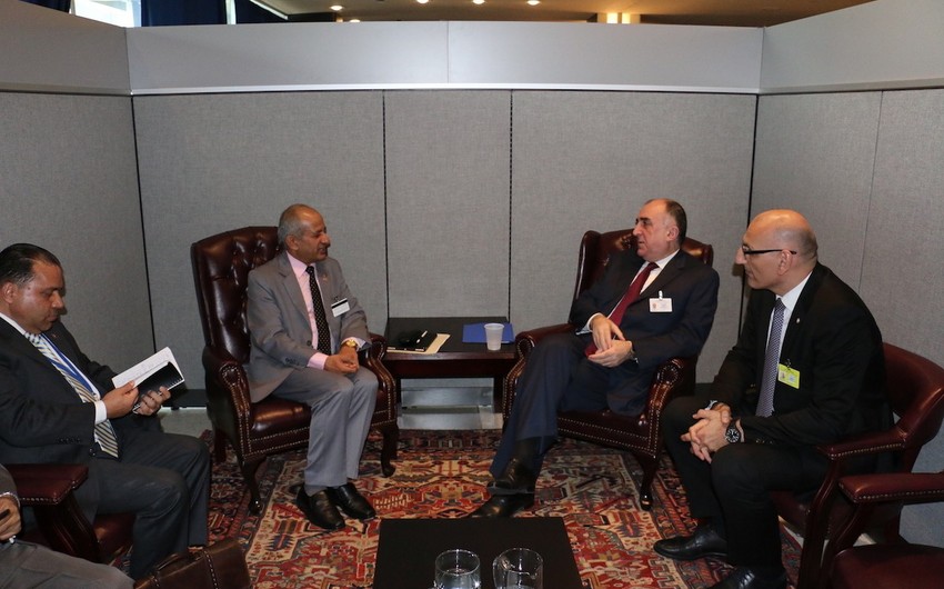 Эльмар Мамедъяров встретился в Нью-Йорке с главами МИД Лаоса, Непала и Шри-Ланки
