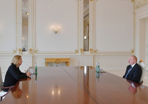 Президент Ильхам Алиев принял экс-министра иностранных дел Израиля