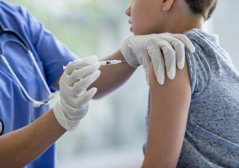 В Великобритании разрешат вакцинировать детей 12-15 лет