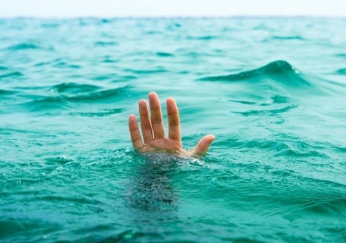 Обнаружено тело утонувшего в водоканале человека