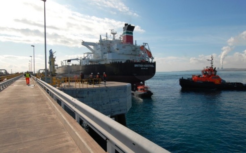 Объем экспорта азербайджанской нефти из порта Джейхан вырос на 17%