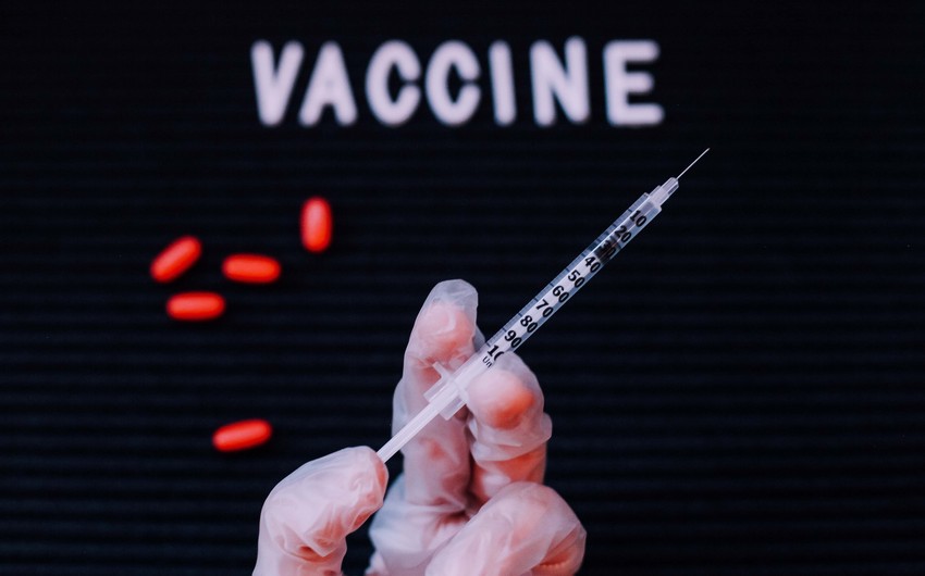 ÜST: Hazırkı dövrədək aparılan vaksinləmədə ciddi yan təsirlər aşkarlanmayıb