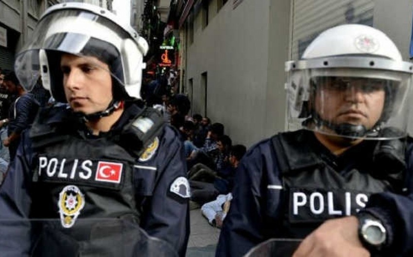 Türkiyə polisi Van şəhərinin merini saxlayıb