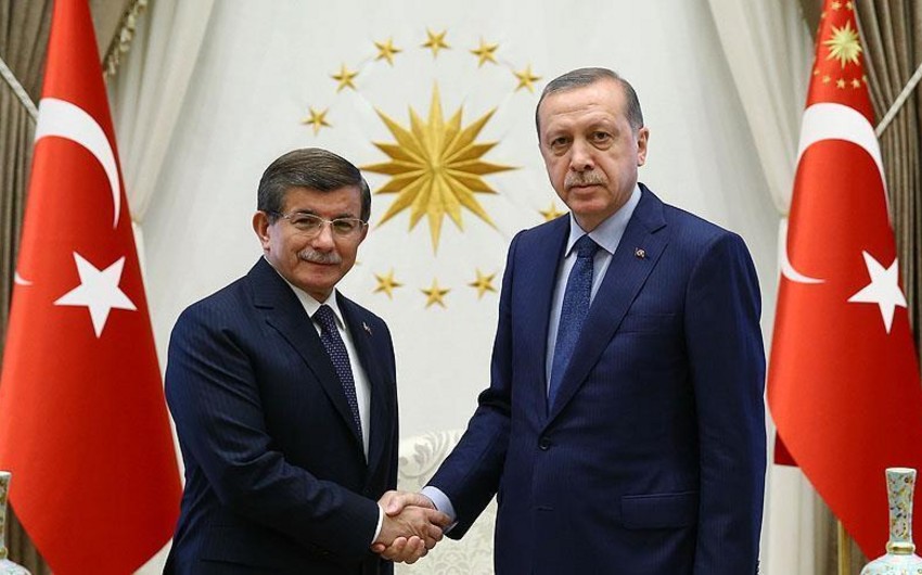 Türkiyə prezidenti baş nazir Əhməd Davudoğlunun istefasını qəbul edib