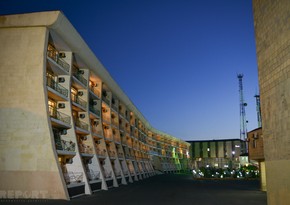 Stadion, yeməkxana və yataqxana Stadion, yeməkxana və yataqxana