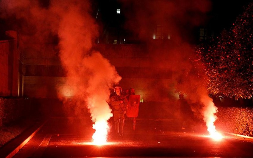 Полиция Греции применила слезоточивый газ против демонстрантов