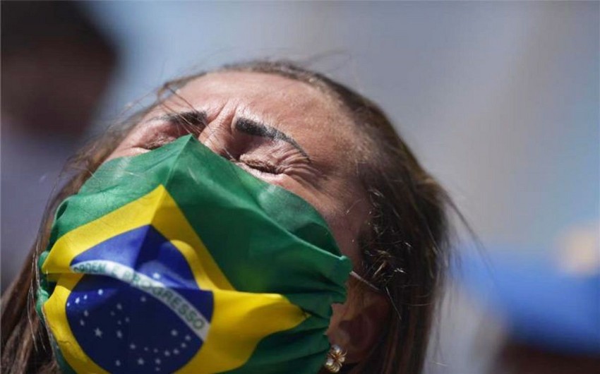 Braziliyada koronavirus təhlükəsi getdikcə artır