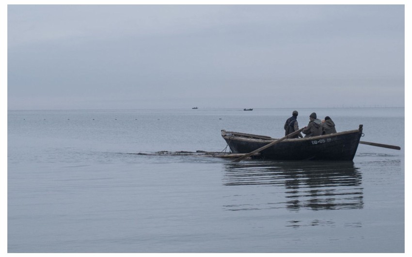Xəzər dənizində balıqçılar batıb, birinin meyiti tapılıb