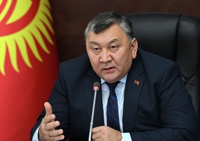 Кыргызстан предложил запретить присутствие военной техники у границ стран СНГ