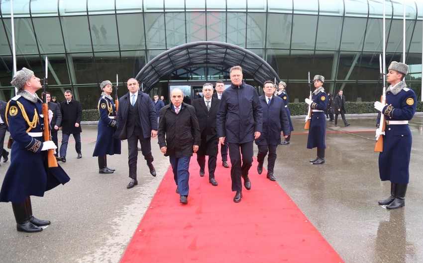 Romanian President Klaus Iohannis completes official visit to Azerbaijan