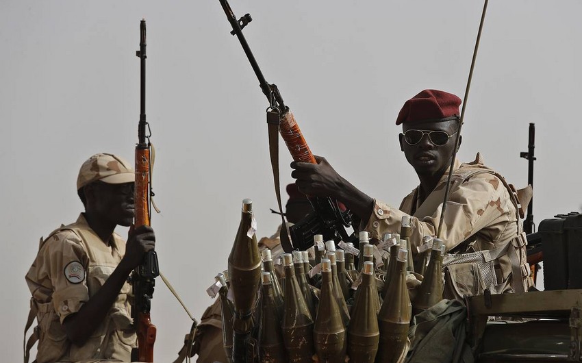 Sudan ordusu Xartumda dövlət televiziya və radio binasında nəzarəti ələ keçirib 