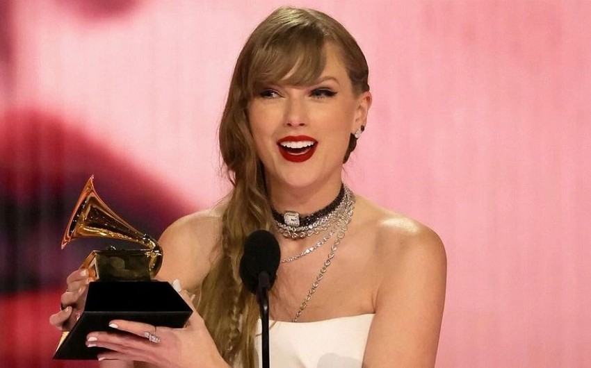 Taylor Swift becomes world's richest female musician