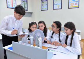 План развития бакинских школ находится в стадии разработки