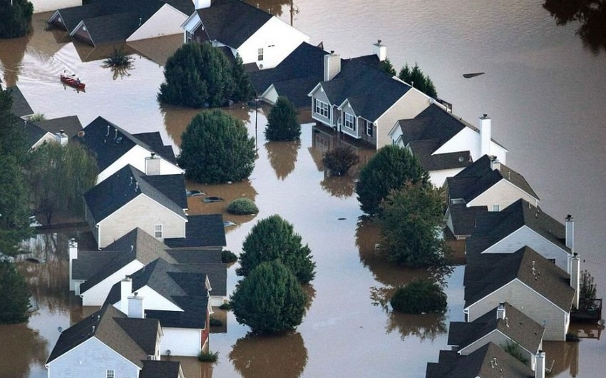 ​Число жертв наводнения в США возросло до 12 человек