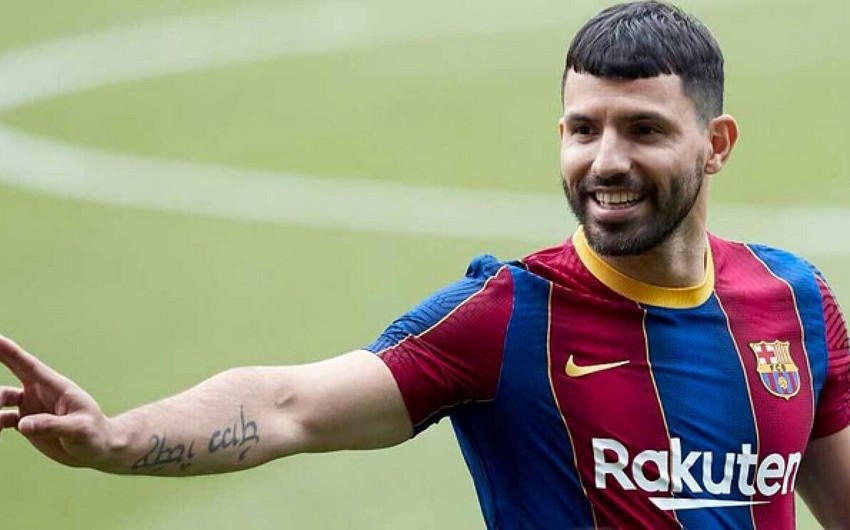 Press: Aguero wants to leave Barcelona after Messi’s departure