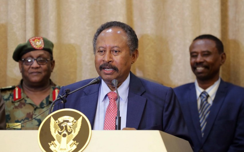 Премьер-министр Судана вернулся домой