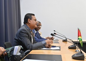 Сахиба Гафарова встретилась со спикером Национальной ассамблеи Гайаны