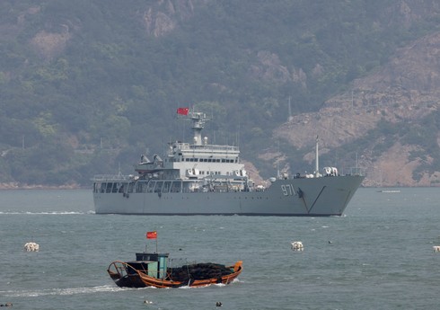 Армия Китая провела учения с боевыми стрельбами на побережье провинции Фуцзянь