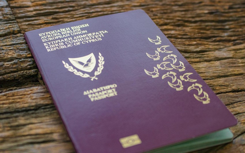 Cyprus suspends its citizenship for cash program