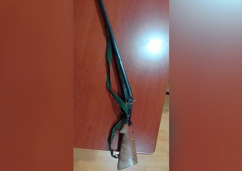 У жителя Гобустана изъято незаконно хранящееся огнестрельное оружие