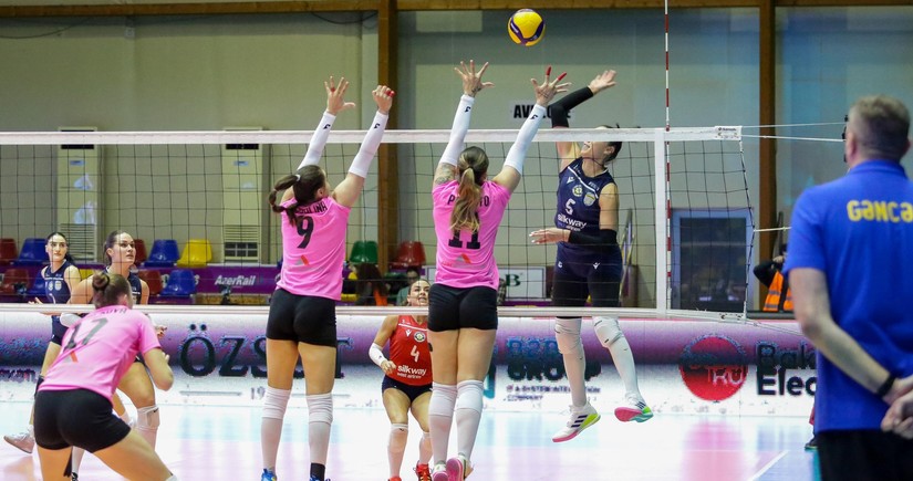 Qadın voleybolçular arasında Azərbaycan Yüksək Liqasında V tura yekun vurulub