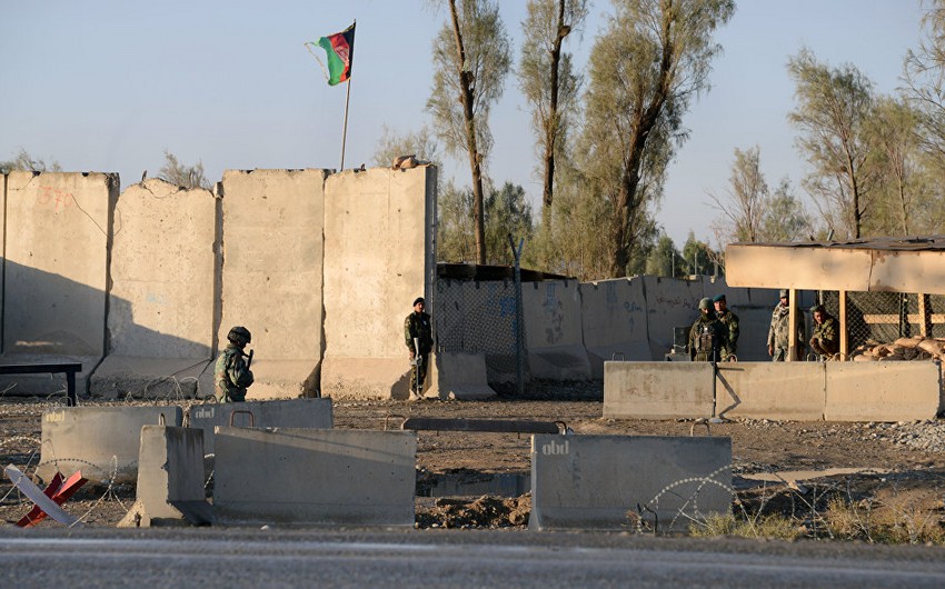 В Афганистане смертник атаковал колонну с иностранными военными