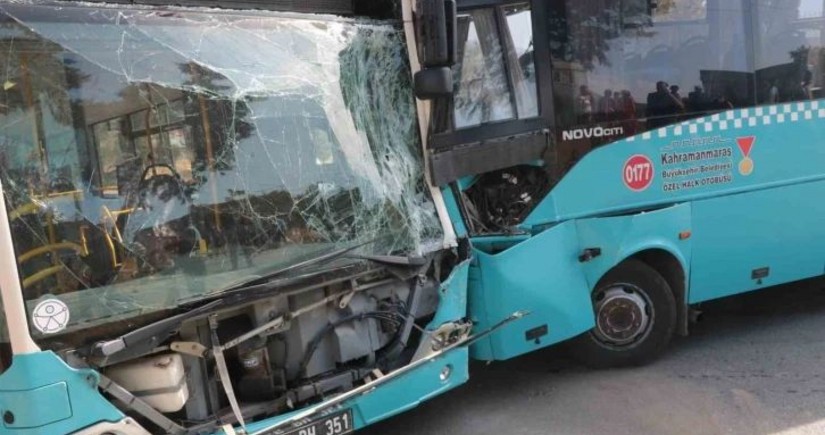 Türkiyədə 2 avtobus toqquşub, 9 nəfər yaralanıb