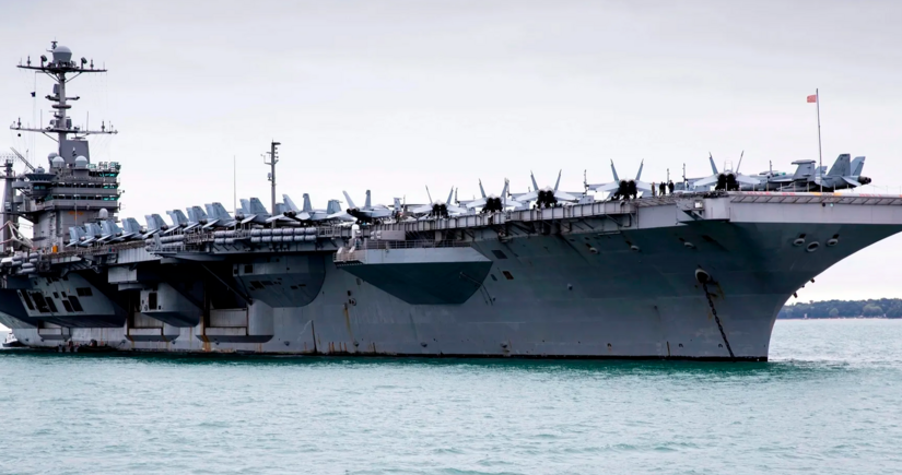 Husilər USS Harry Truman aviadaşıyıcısına zərbə endiriblər