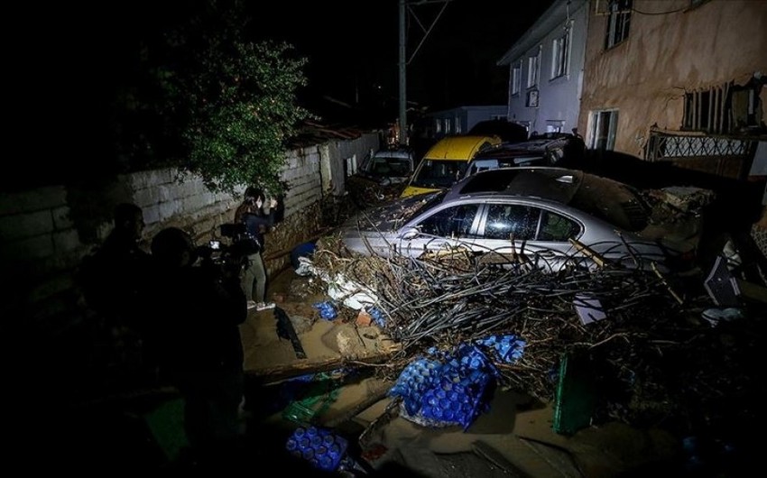 Five killed in floods in northwestern Turkey