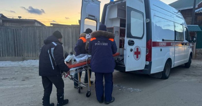 На плато в районе Байкала погиб турист, упав с 30-метровой скалы